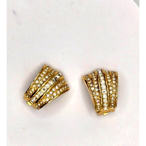 Christian DIOR signed rhinestone pave gold plated Clip on Earrings stunning - Picture 1 of 8